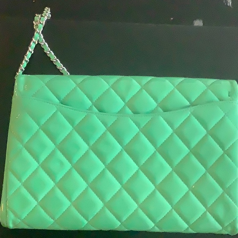 Chanel purse - Picture 7 of 8